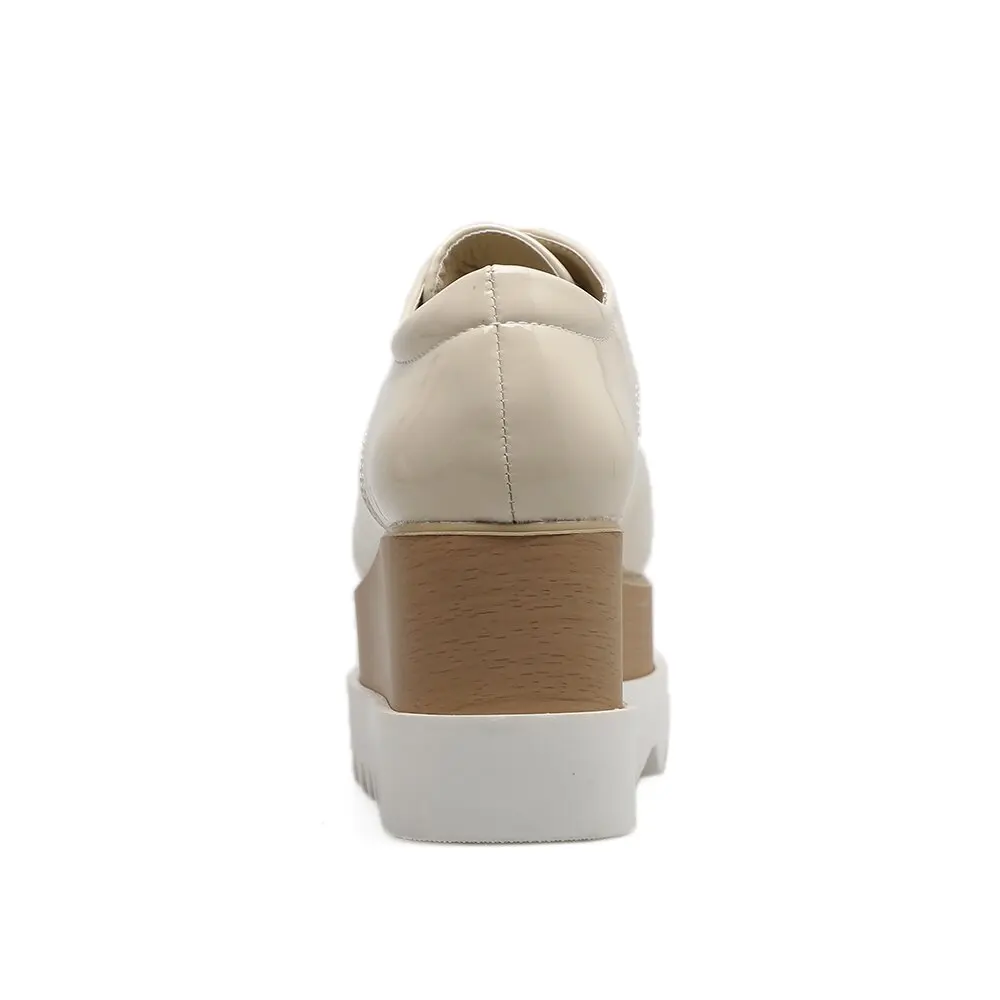 In The Spring And Autumn Of 2023, The New Patent Leather Square Head Lace-Up With Thick Bottom Increased Casual Shoes For Women.