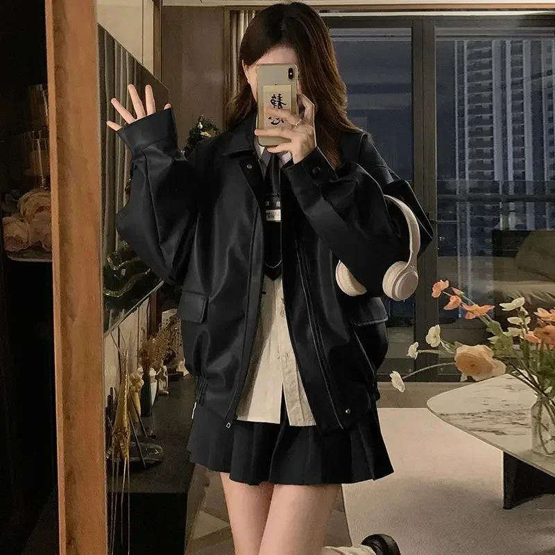 Фото 2024 Fashion Autumn Ladies High Street Outerwear Women Pu Leather Wine Red Jacket Casual Lapel Zipper Long Sleeved Short Coats №3