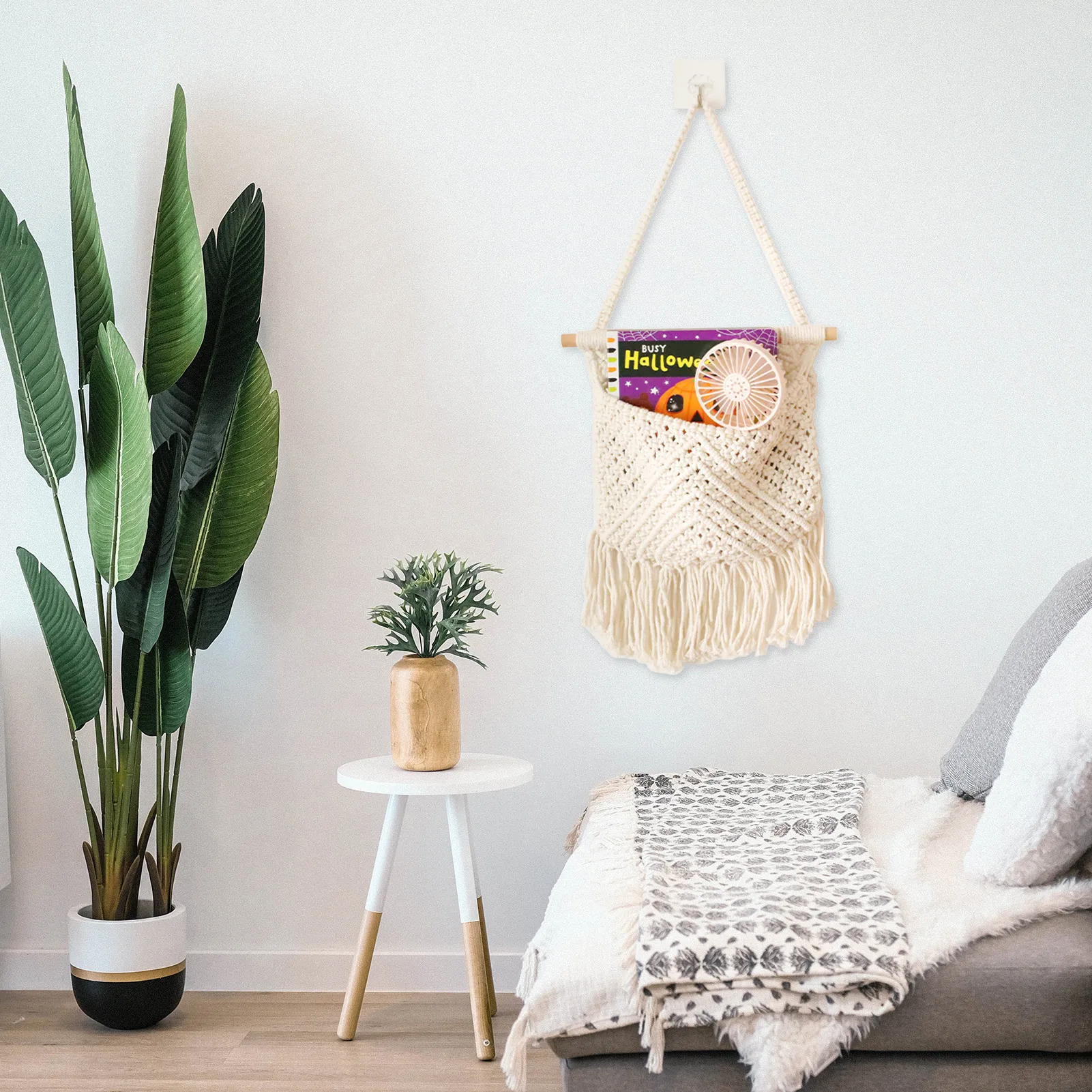 

Tapestry Wall Pockets Handmade Bohemian Cotton Hangings Holder For Fruits Hand-woven Multiple Purpose Storage Bags