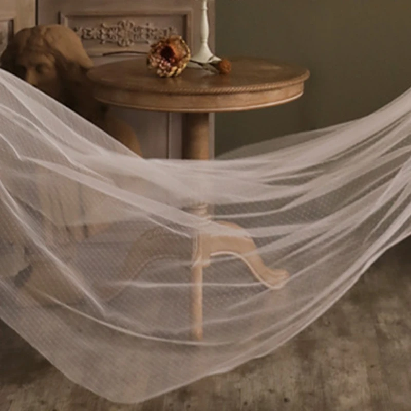 

Bridal Veil with Comb Dot Tulle with Bowknot Wedding Hair Accessories for Brides 1 Tier Cathedral-Sheer Chapel-Veil