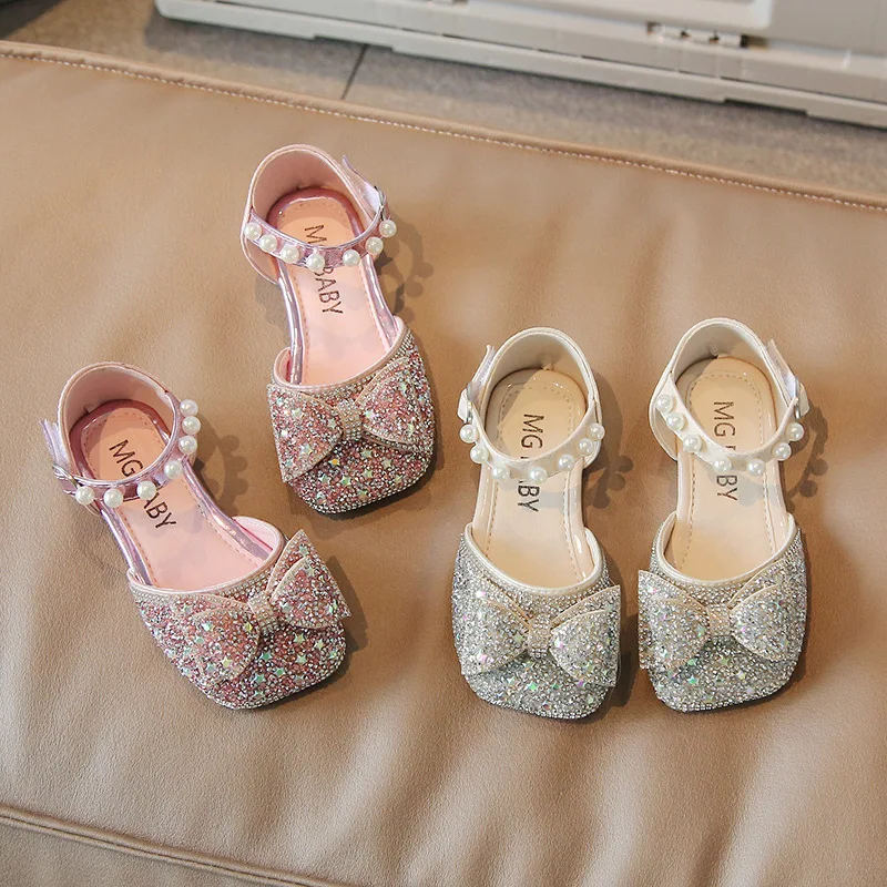 

2022 Baby Girl Cover toe Sandals 0-12 Years Old Little Girl Children Princess Shoe Rhinestone Bow Infant Summer Flats Size 21-35