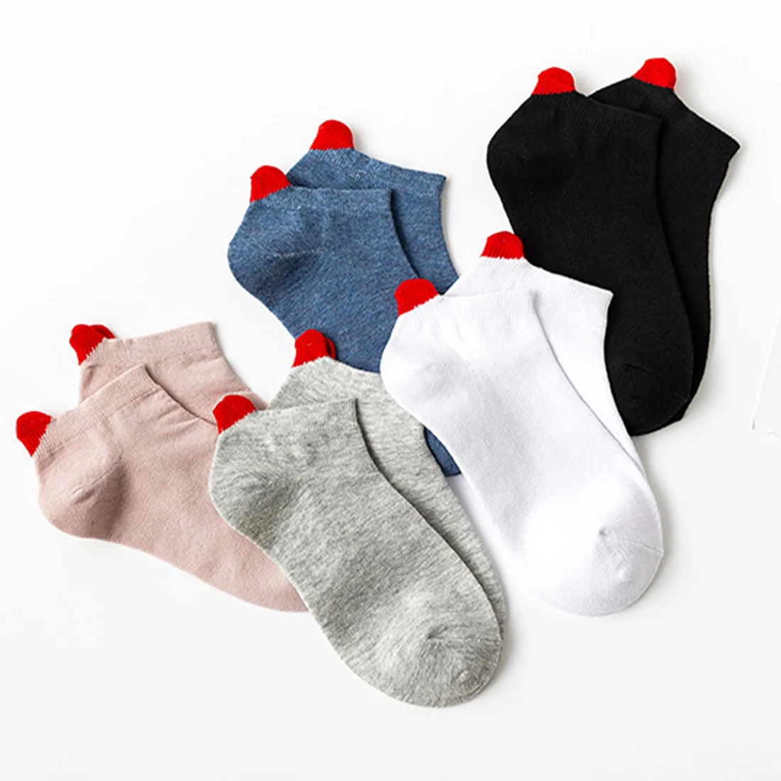 

Women White Heart Socks Female Cotton Ankle Sock Cute Heart Socks Summer Girl Students Comfortable Casual Breathable Short Socks