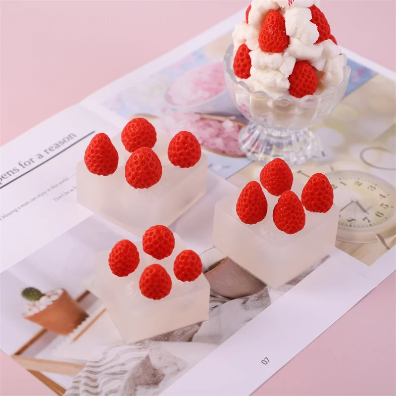 

3D Simulation Strawberry Candle Silicone Mold Handmade Aromatherapy Candle Mould DIY Fondant Chocolate Resin Molds Home Decor