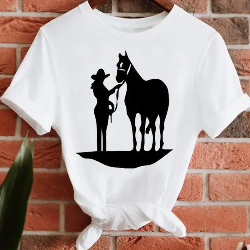 

Футболка женская летняя с коротким рукавом и графическим принтом