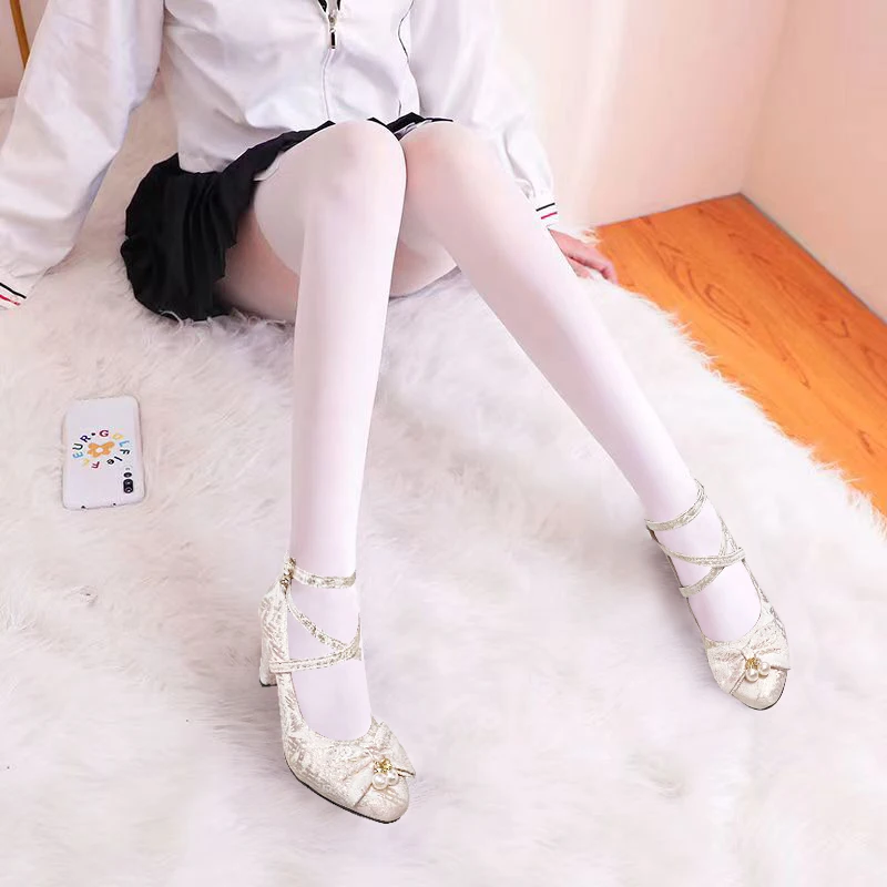 Новинка ботинки в китайском стиле большой размер 42-50 с мелким ремешком и бантом