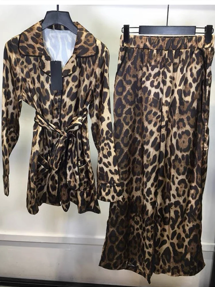 Новая осенняя рубашка с леопардовым принтом и лацканами на шнуровке женский