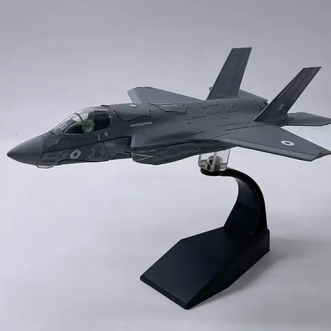 Модель самолета F35 Perfeclan металлическая 1/72