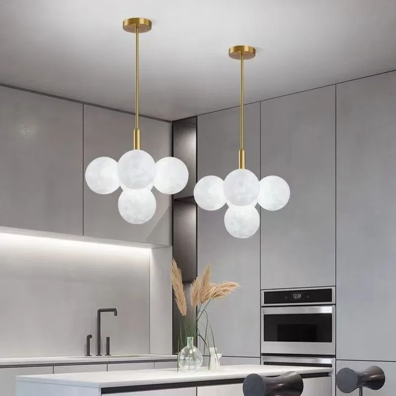 Стеклянная люстра