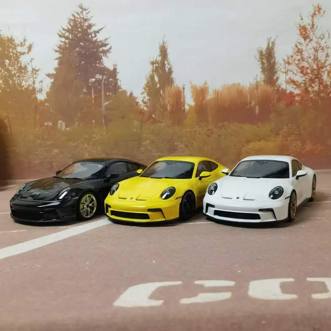 

Новинка Minichamps 1/18 Porsche 911 2022 Коллекционная модель автомобиля, игрушки, подарки, белая/Черная/желтая коллекция, украшения, дисплей, хобби