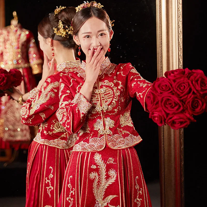 Bride Mandarin Collar Cheongsam Chinese Style Oriental Red Phoenix Embroidery Costume Vintage Wedding Dress Toast Clothing