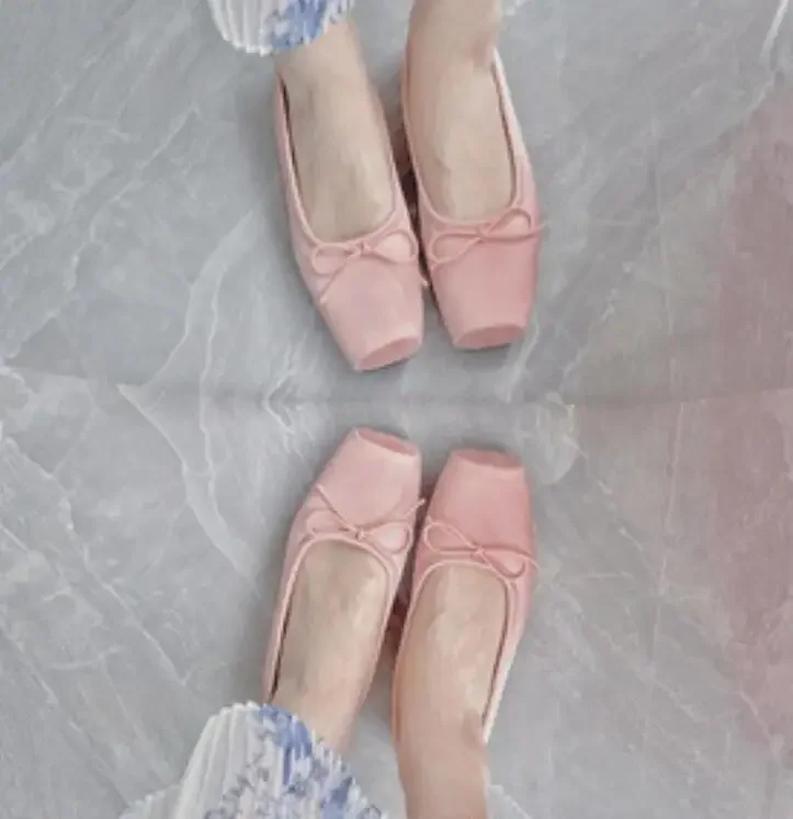 Новые классические шелковые балетки на шнуровке женские с квадратным носком и