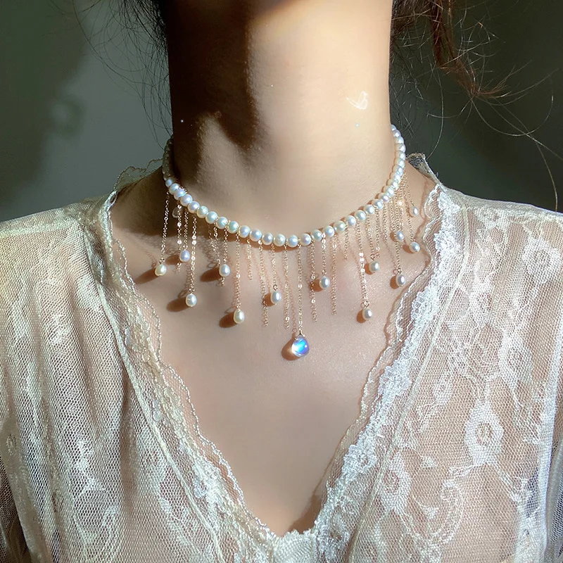 

French Retro Water Drop Pearl Tassel Necklace Fashion Design Sense Temperament Collarbone Chain Pendant Net Red New Jewelry