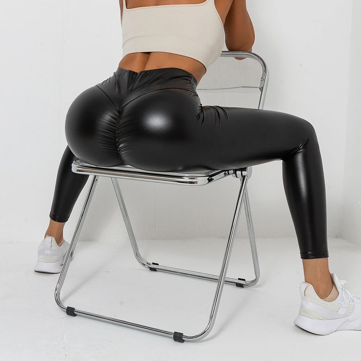 Oshoplive 2022 New Female Fashion Pu Bright Large Leather Sexy Slim Fitness Pants Sportswear Breathable Leggings For Women