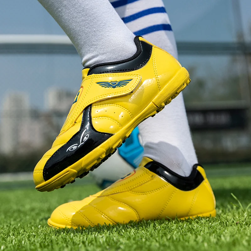 Professional Kids Football Boots Turf Ground Sports Football Boots Gold Blue Boys Girls School Training Football Sneakers