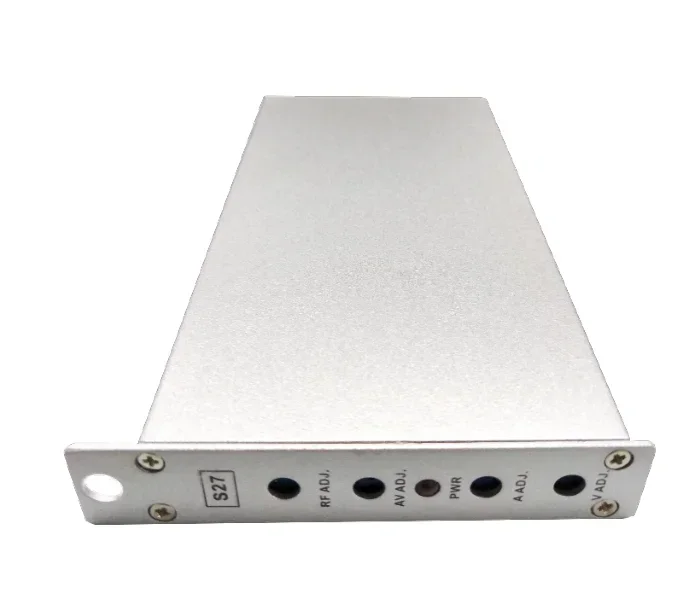 Внутренний модулятор 1550 Оптоволоконный передатчик для CATV FTTH 24-канальный