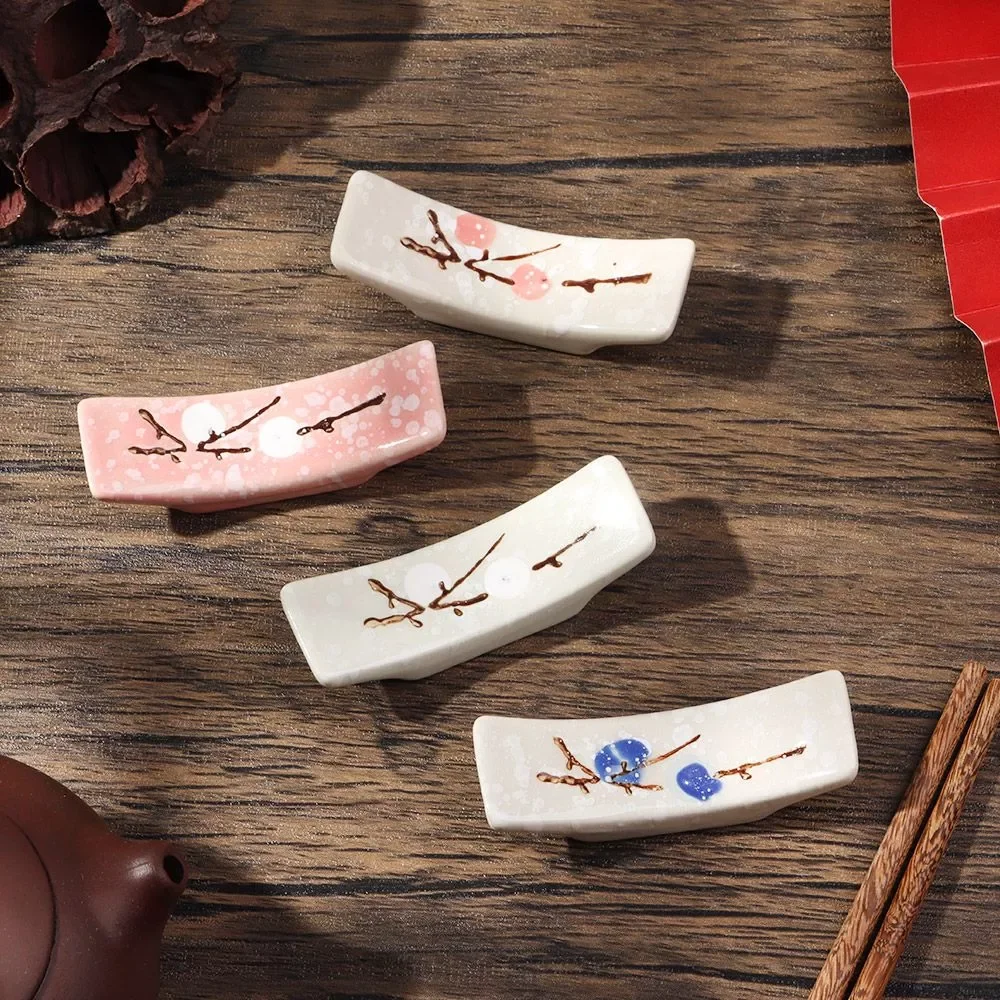 

2022New Japanese Style Plum Blossom Chopsticks Holder Stick Pillow Ceramic Sushi Stick Rack Kitchen Supplies Household