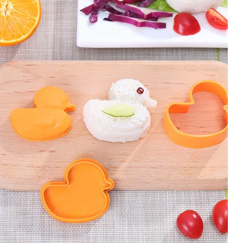 

Household Cute Big Yellow Duck Cartoon Baby Rice Ball Plastic Mold Embodying Equipment Cookie Cutter Baking Pastry Tools