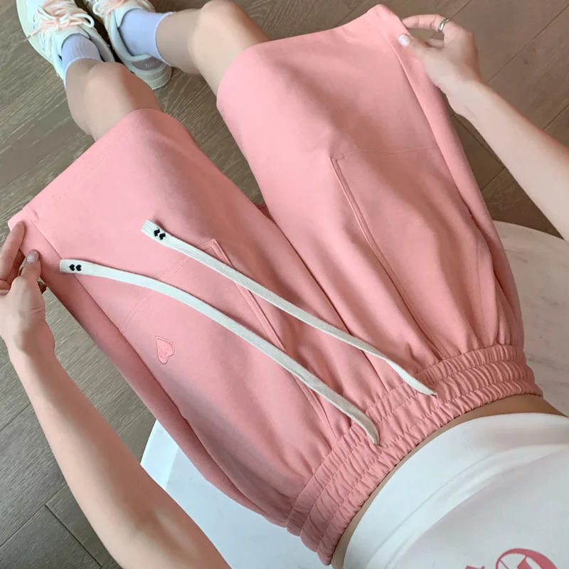 Loose Casual Shorts For Women 2023 Summer Korean Fashion High Waist Sweatshorts Lady Sporty Wear Love Shape Embroidery Bottoms