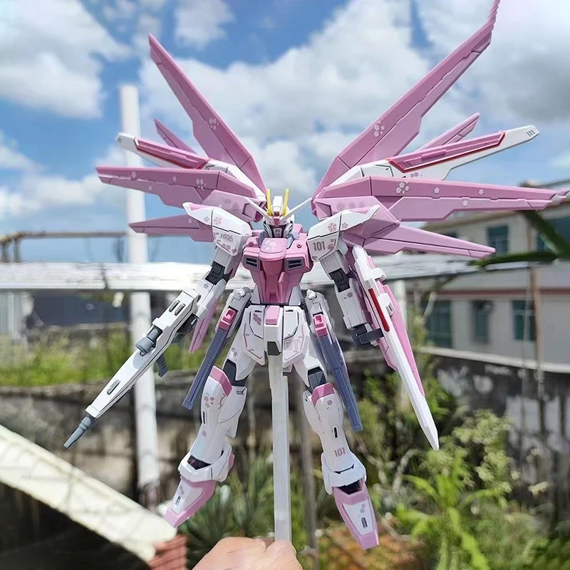 

XingDong Gundam Model Cherry Blossom Pink 1/144 Freedom 2.0 Anime Figure HG Gunpla Assembly Model Kit Children Toys for Boys