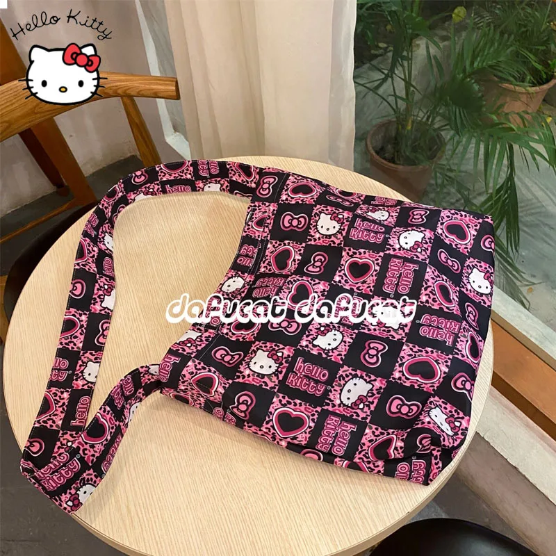 

Сумка через плечо Hello Kitty для младенцев, универсальная индивидуальная вместительная холщовая дорожная сумочка на ремне для студентов, шоппи...