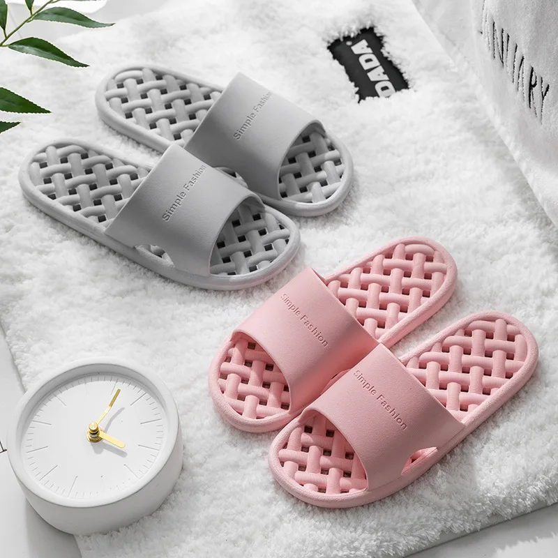 

2023 Hot Baby Boy and Girl Summer Slipper Home Bathroom Bath Non-Slip Deodorant Leaking Slippers