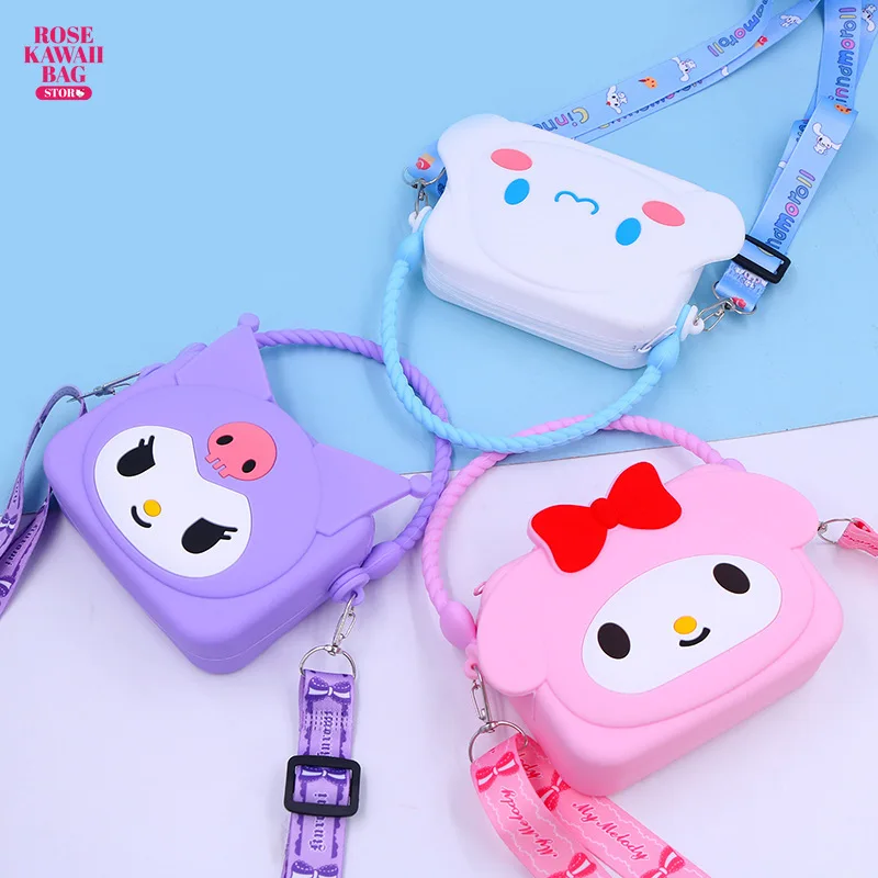 

Hello Kitty Bag Kawaii Sanrio Crossbody Bag Silicone Handbag Cute Mini Cute Melody Kuromi Square Crossbody Bag for Children Gift