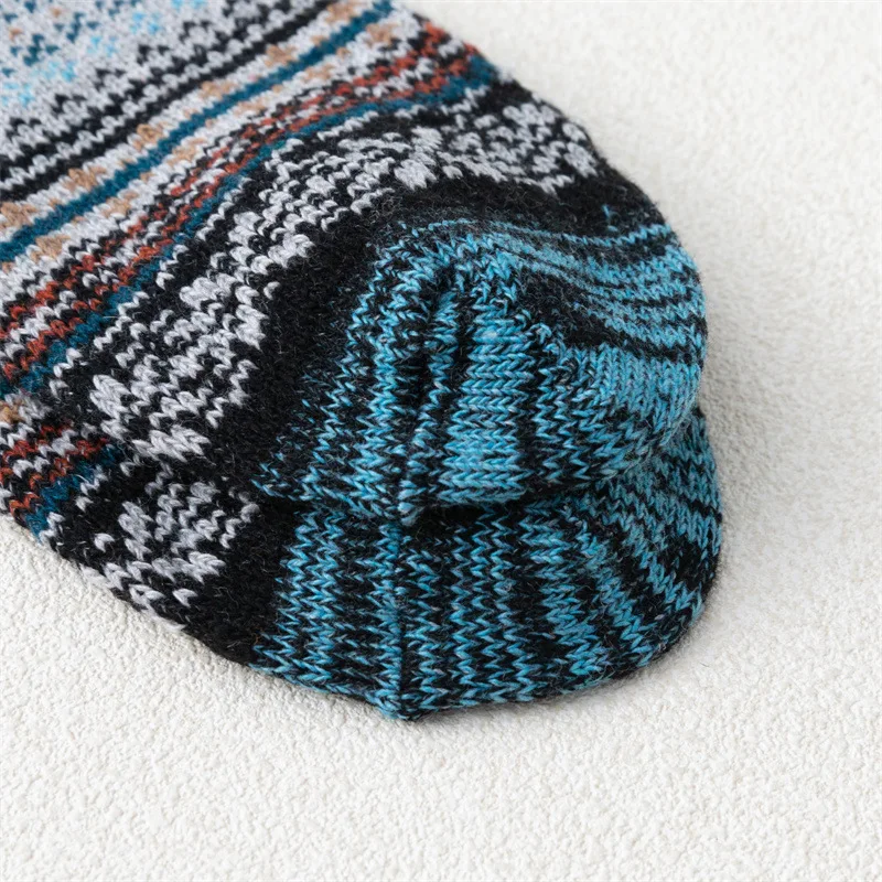 5 Pairs Newest Winter and Autumn Women Wool Socks Ethnic Style Thermal Thicken Warmer Cashmere Socks for Women