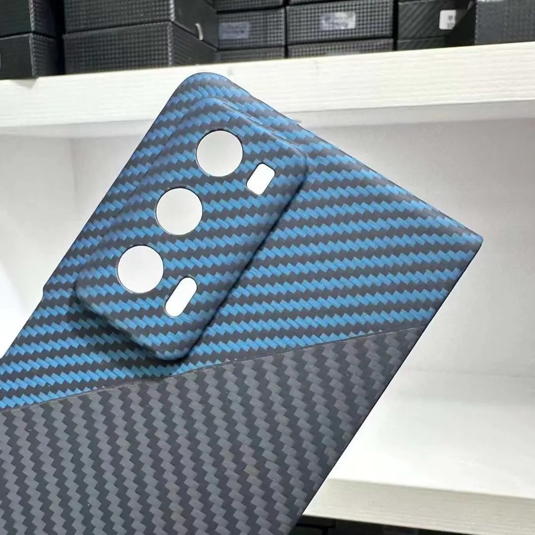 Натуральный чехол из углеродного волокна для Honor Magic V2 VS матовое арамидное
