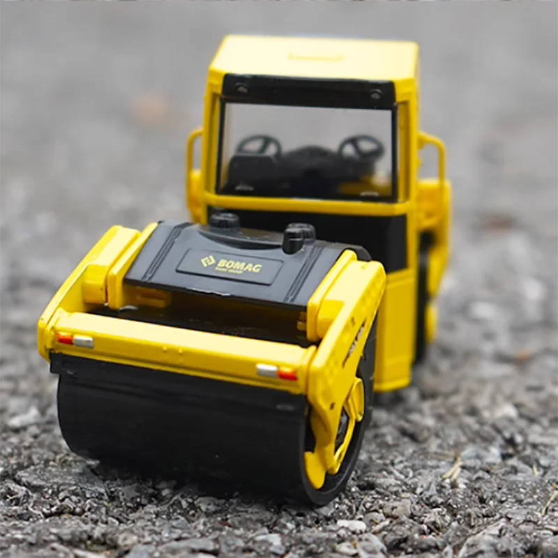 Литой каток в масштабе 1:50 BOMAG BW203AD барабанный ролик инженерная механическая