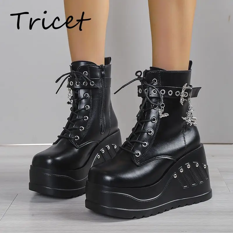 

Punk Fashion Black Women's High Heels Gothic Shoes Thick Bottom Female Motorcycle Wedge Boots Casual Ladies Street Big Size 43