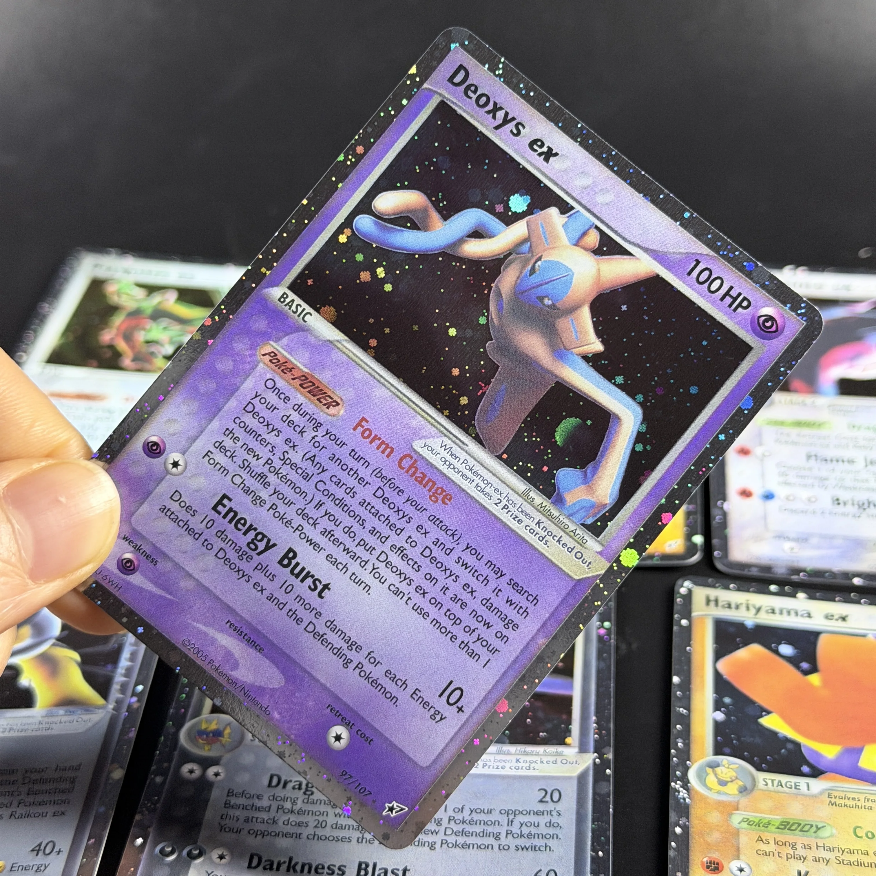 Фото Карты PTCG Pocket EX: ДеОксис, Кробат, Джирачи, Латиос, Шарпедо, Саламенс, Хариама, ДеОксис, Райкуаза, Космос, Голо Голд Стар, UR, Прокси-карты №2