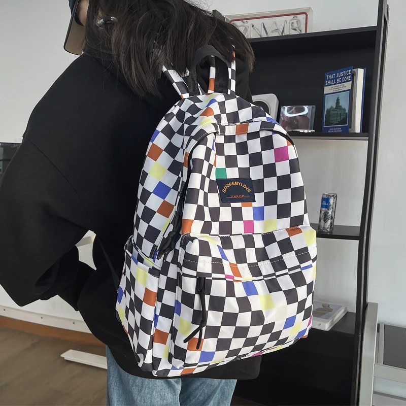 

Женский нейлоновый рюкзак в черно-белую клетку, многофункциональная вместительная сумка на плечо, школьный дизайнерский ранец для книг