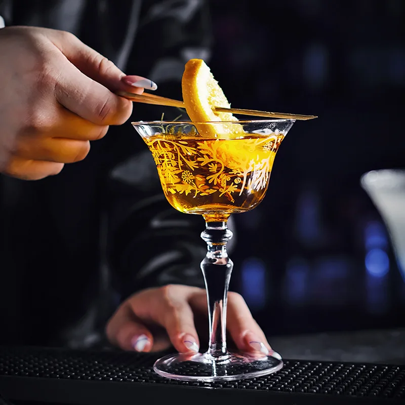 

Light and Thin Collection Prints, Martini Cups, Gobts, Champagne Glasses, Bar Mugs, Cocktail Glasses