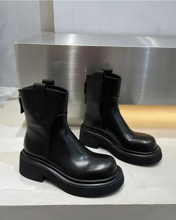 

Женские ботинки из натуральной кожи, короткие сапоги с круглым носком, на молнии сзади, на толстой подошве, Осень-зима