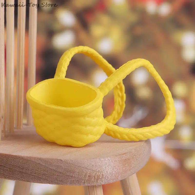 

1Pcs Dollhouse Miniature Simulation Yellow Backpacks Baskets Storage Basket Model Dolls Jewelry Accessories
