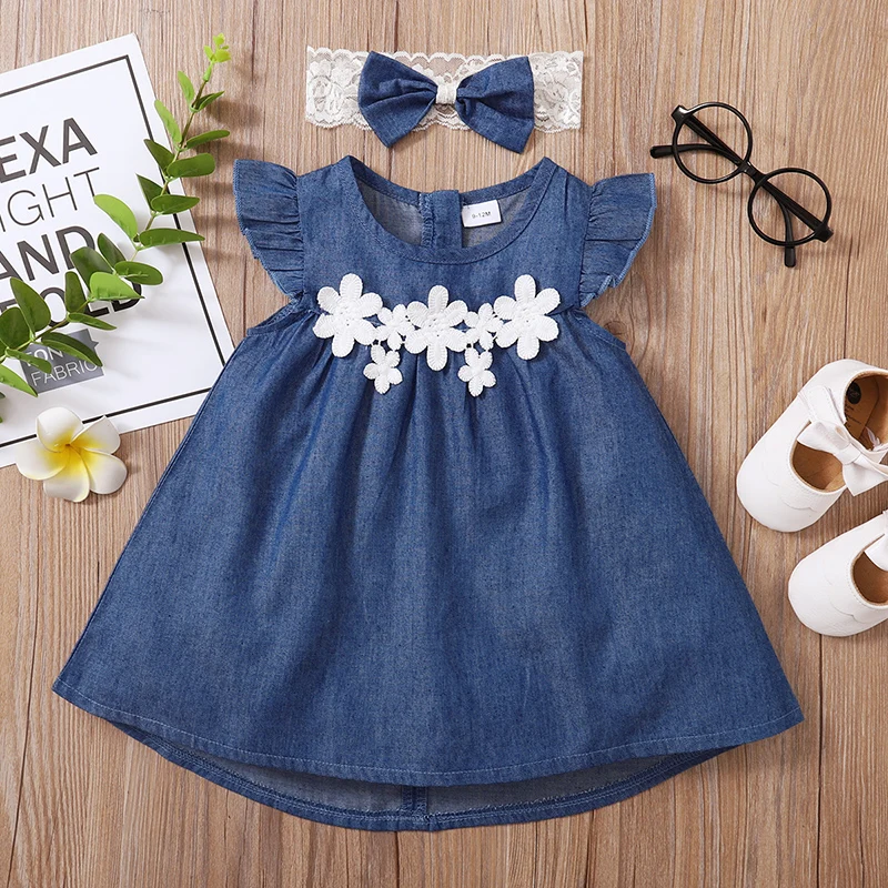 

Baby Girl Dress + Headband Lace Flower Decoration Flying Sleeve Round Neck Back Zipper Denim Dress