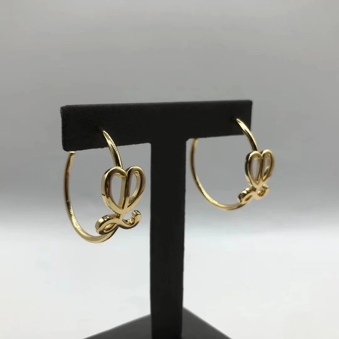 

European and American popular flower shape pure metal glossy earrings