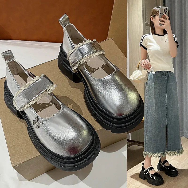 Универсальная женская обувь на платформе. Женская обувь. Осенние сабо. Платье.