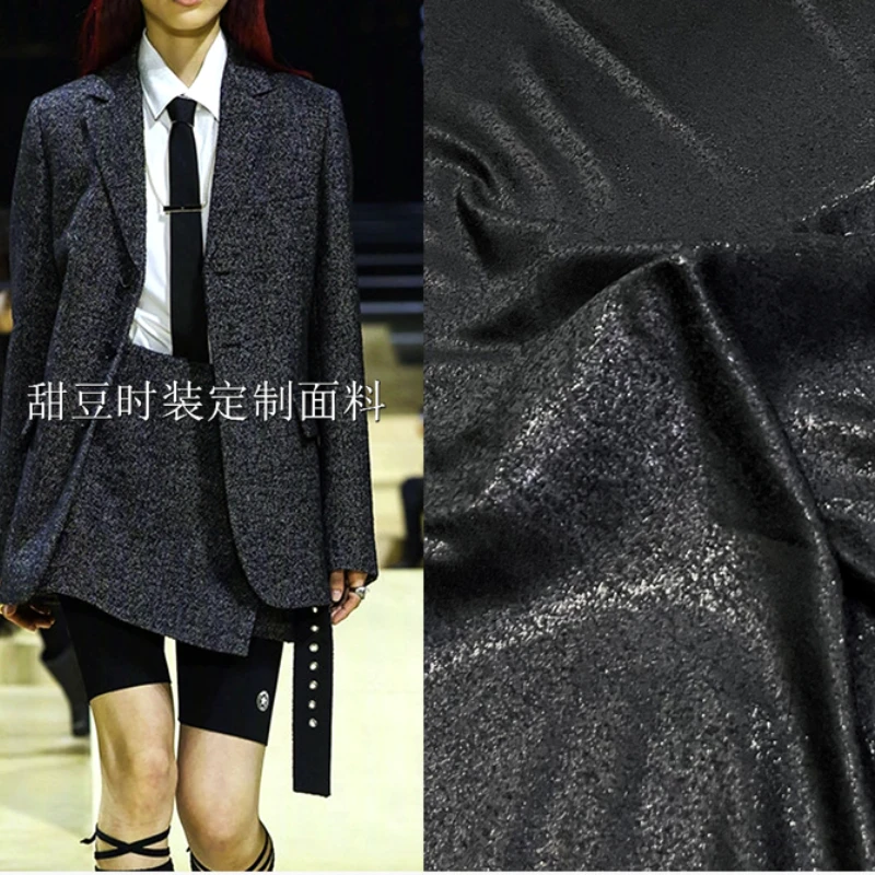 

Золотая шелковая жаккардовая ткань, жаккардовая ткань с темным зерном, окрашенный костюм, пальто, платье, одежда европейского бренда, модны...