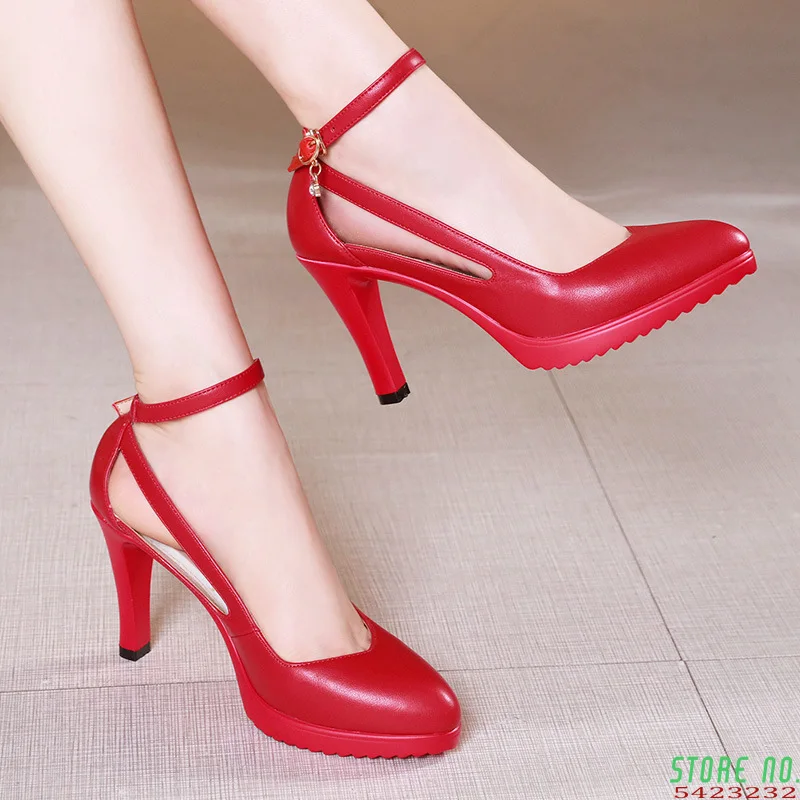 

Size 32 43 2022 Autumn Women High Heels Shoes Fashion Thin Heels Pointed Toe Crystal Pumps White Black Red Wedding Shoes Bride