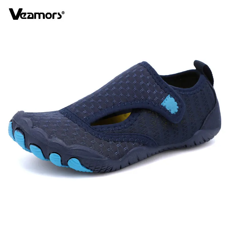 

Kid's Slip-on Quick Dry Water Shoes Beach Swimming Socks Surf Diving Underwater Footwear for Boys Girls Comfortable Aqua Shoe