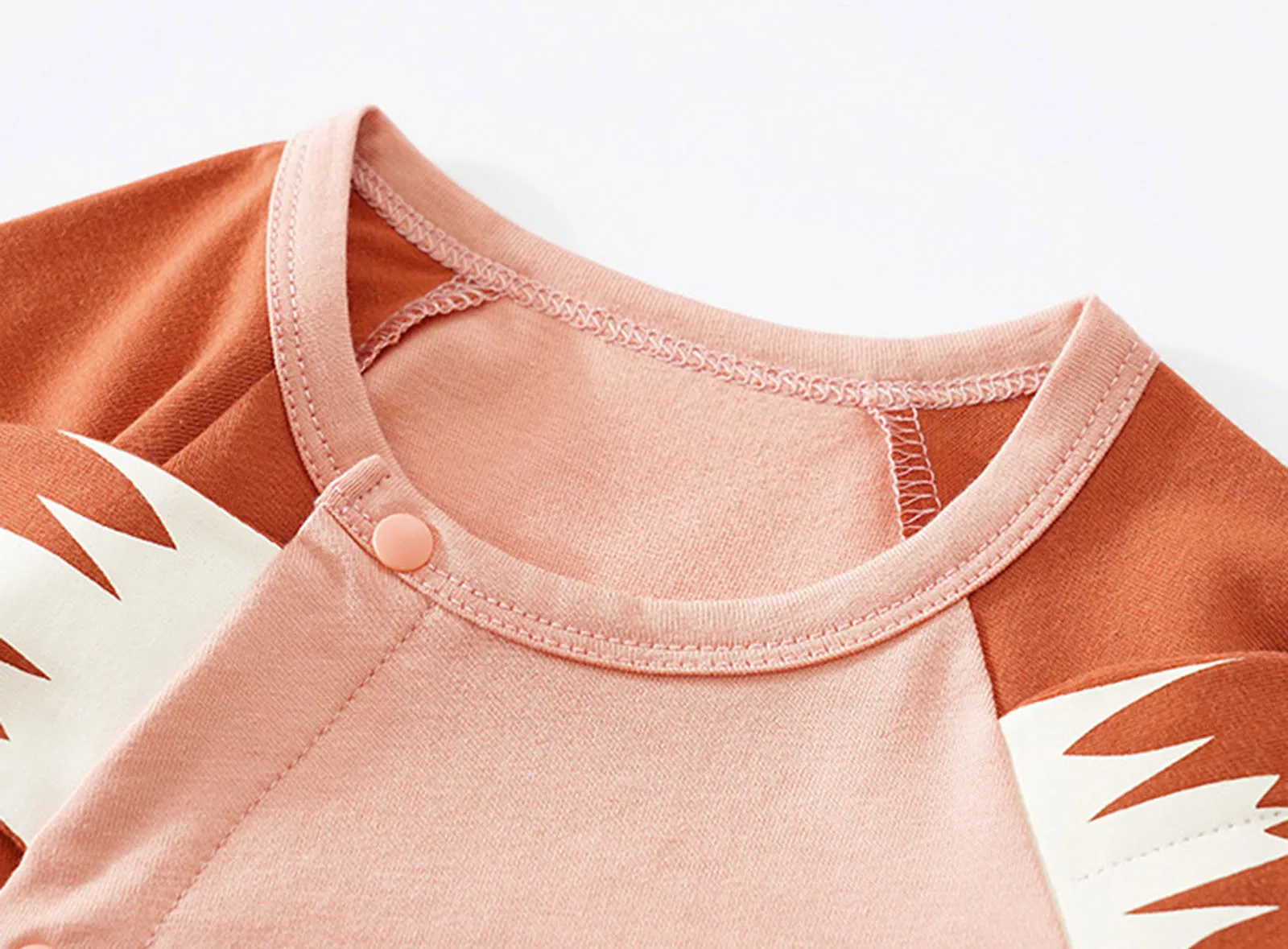 Рисунок 3 - Детский комбинезон с длинным рукавом