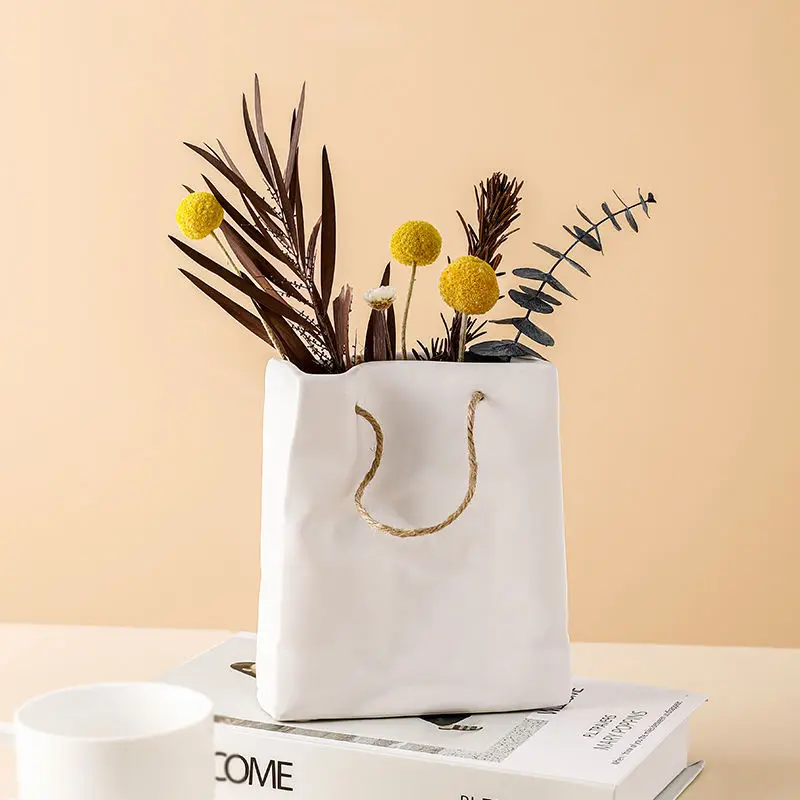 Nordic Creative Shopping Basket ceramic Vase Bag Decoration Simple Dried Flower Arrangement Vase Table Decoration 2