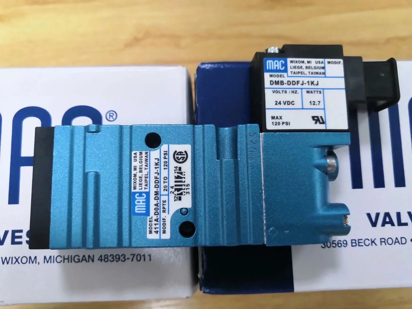 Оригинальный электромагнитный клапан YUNYI HydraForce 411A-D0A-DM-DDF-J-1KJ