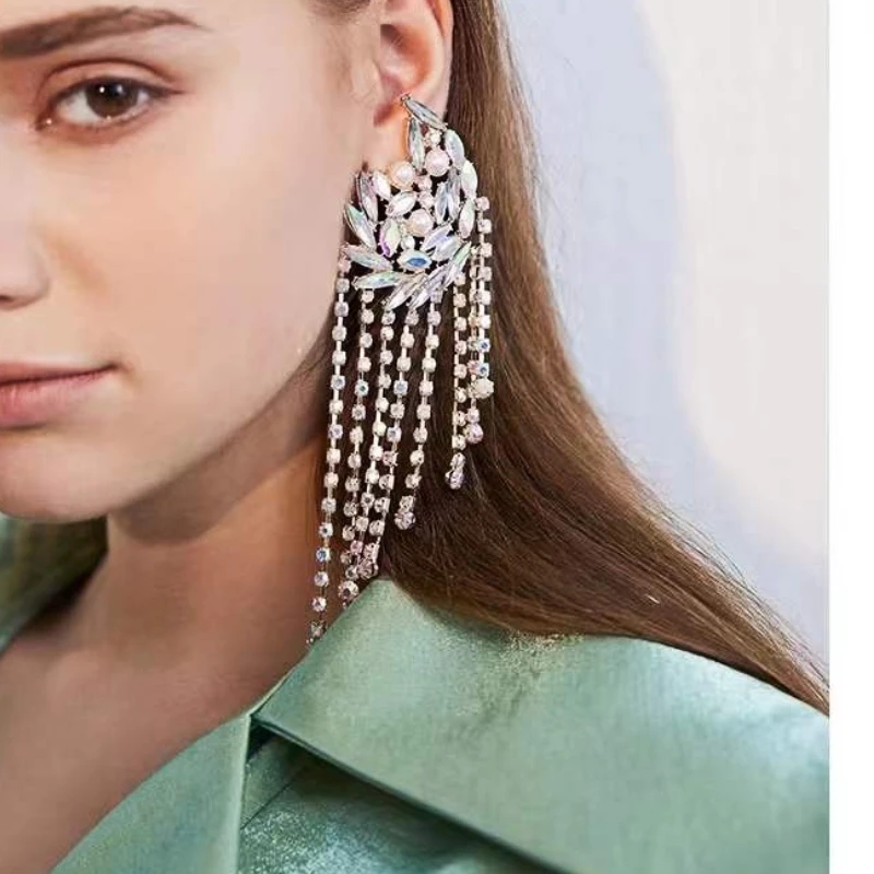 

Temperament Woman Party Rhinestone Long Chain Tassel Earrings Wholesale