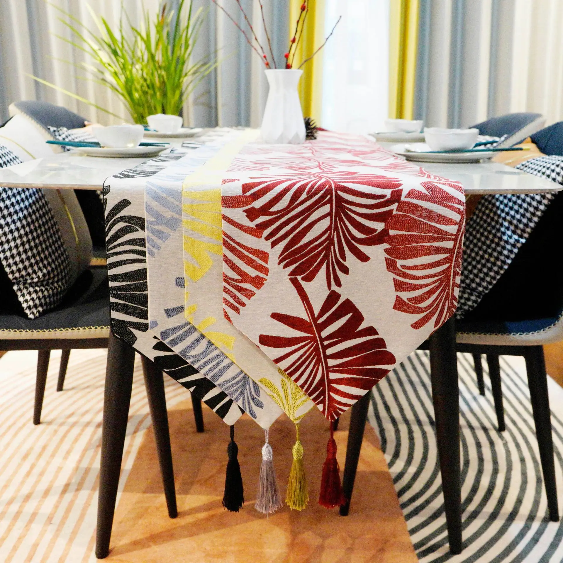 

new Table Runners leaves Modern Satin Table Runner Track On The Table Nordic Table Elegant Table Runner For Wedding Decoratio