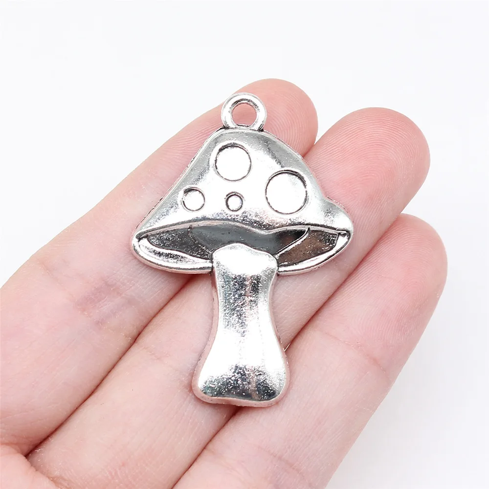 

Zinc alloy plant mushroom DIY pendant necklace Vintage silver mushroom pendant making jewellery accessories