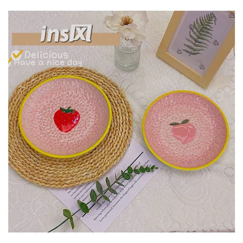 

Ins style hand-painted creative 8-inch peach strawberry relief home dining plate, breakfast dessert baking, cartoon girl heart
