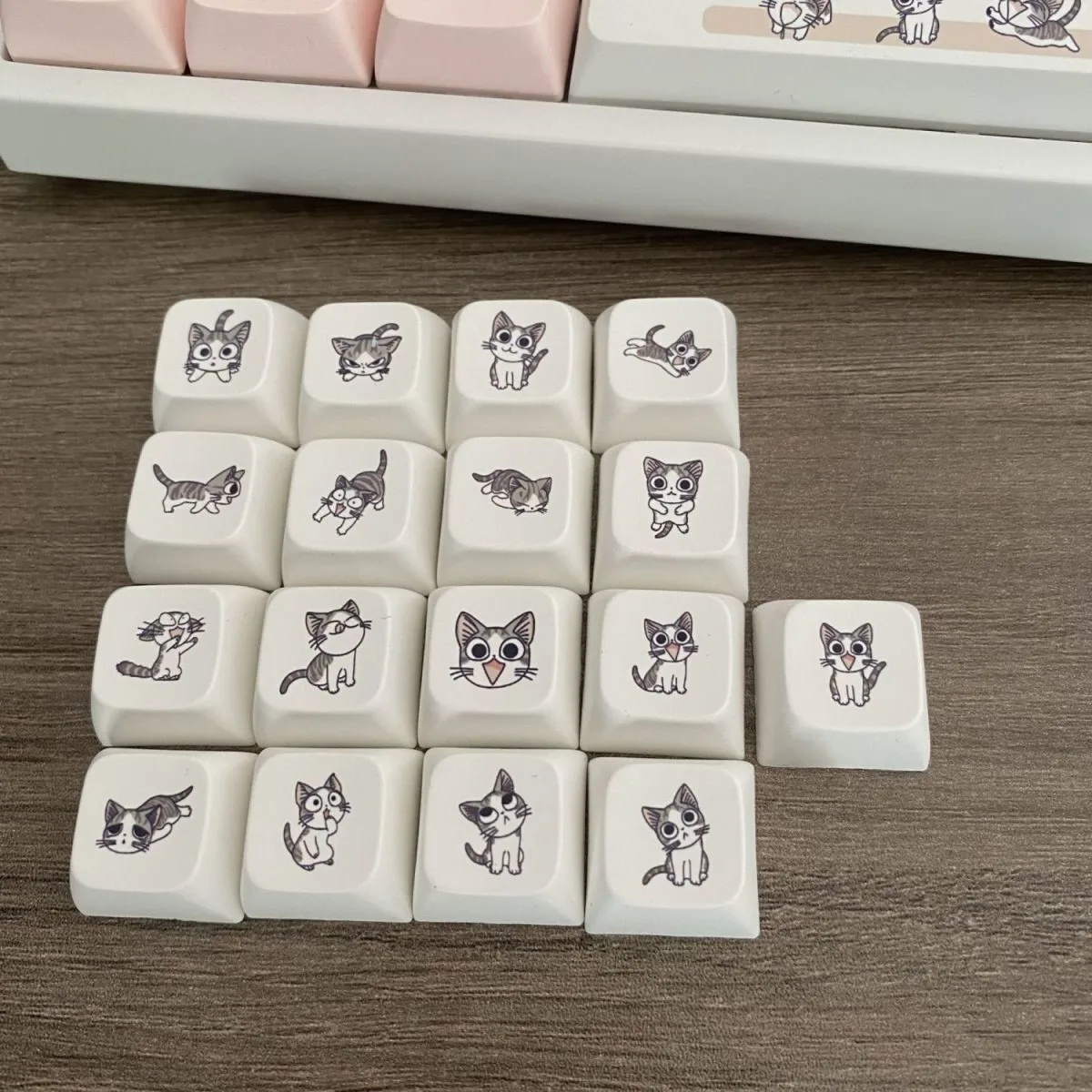 136 Keys XDA Profile Keycaps PBT DYE-SUB Cute Cat Theme Pink Keycap For Cherry Mx Switch GMMK Pro Gaming Mechanical Keyboard images - 6