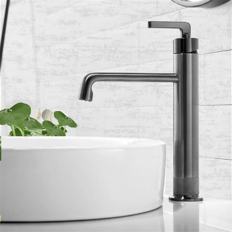 Смесители для раковины в ванной комнате из латуни с одной рукояткой для горячей и холодной воды, накладные, покрытие из меди, щетка золотого цвета, пушка серого цвета.